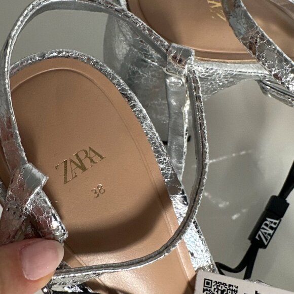 7.5/38 Zara silver party sandals NWT - Picture 6 of 7